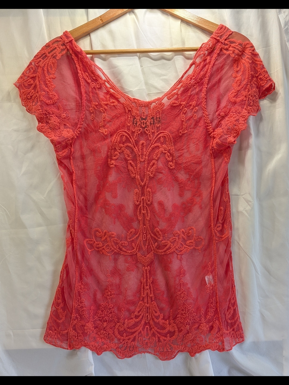 Carrie Allen Embroidered Sheer Coral Top Size M/L